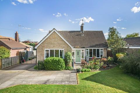 Gidding Road, Sawtry, Cambridgeshire. 3 bed detached bungalow for sale