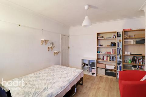 Waterfall Road, London 3 bed semi
