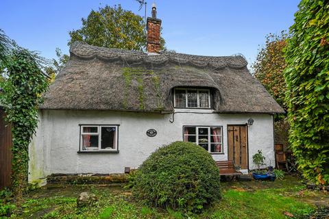 2 bedroom cottage for sale