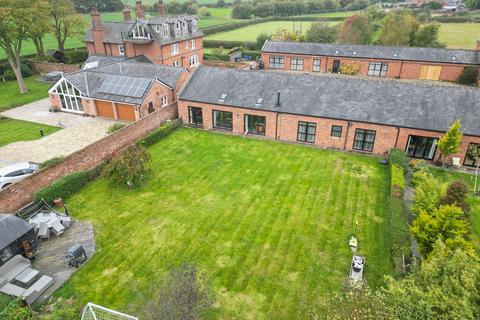 Bradley Lane, Burtonwood, WA5 4 bed semi