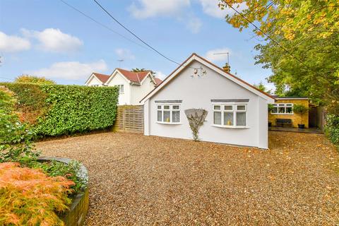 Longfield Avenue, Longfield, Kent 3 bed detached bungalow for sale