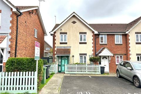 Broad Oak Close, Eastbourne, East... 3 bed semi