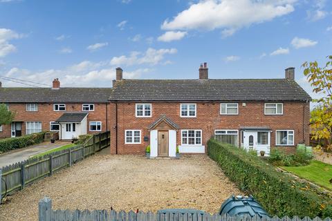 Highfield, Creeting St Peter... 4 bed semi