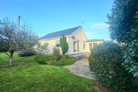 Estuary View, Llandanwg 2 bed detached bungalow for sale