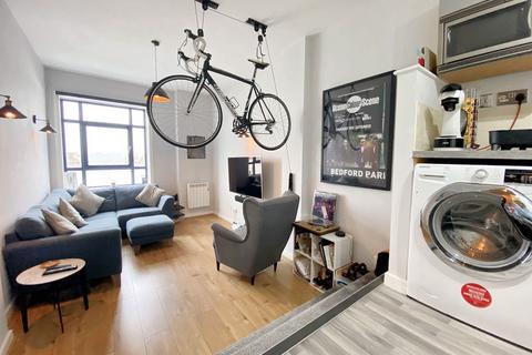 Foregate Street, Worcester WR1 1 bed flat for sale