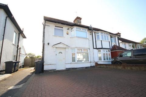 5 bedroom semi-detached house for sale