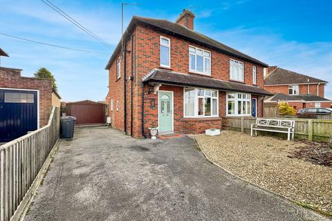Eastleigh Road, Devizes SN10 3 bed semi