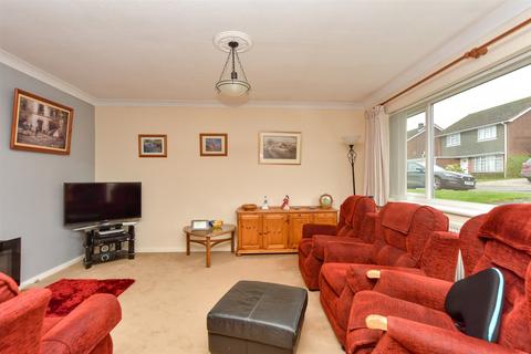 Chantry Avenue, Hartley, Longfield, Kent 2 bed detached bungalow for sale