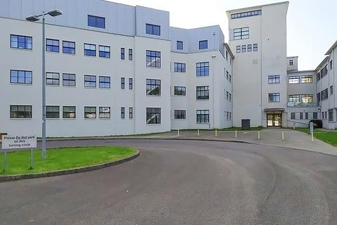 Hayes Road, Penarth CF64 2 bed flat for sale