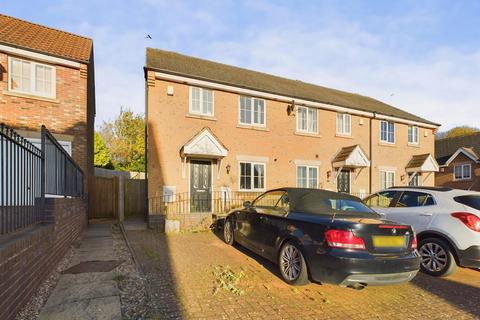 Clementine Drive, Nottingham NG3 3 bed townhouse for sale