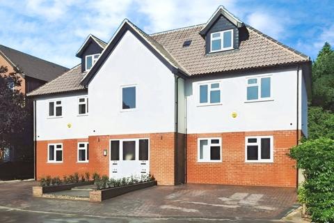 Admirals Court, Reading RG1 10 bed apartment for sale