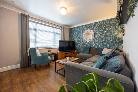Baycroft Grove, Manchester M23 4 bed terraced house for sale