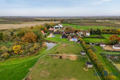 7 bedroom farm house for sale