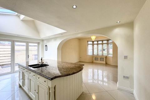 Rainford Road, Windle 3 bed semi