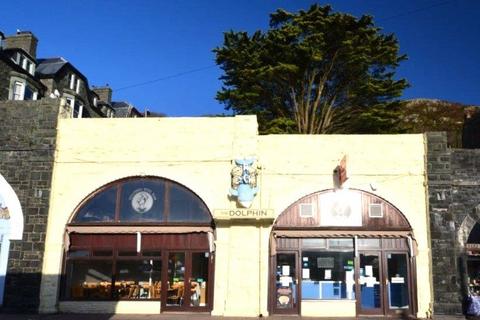 Dolphin Fish Bar,