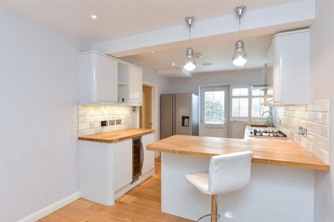 Lyminster Avenue, Brighton, East Sussex 2 bed semi