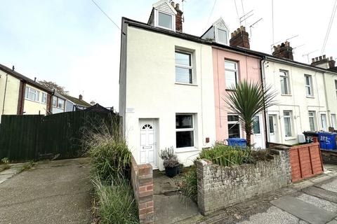 Oulton Street Oulton Village, NR32 3 bed end of terrace house for sale