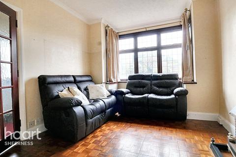 Parsonage Chase, Minster 2 bed bungalow for sale