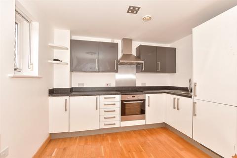 Belon Drive, Whitstable, Kent 2 bed apartment for sale