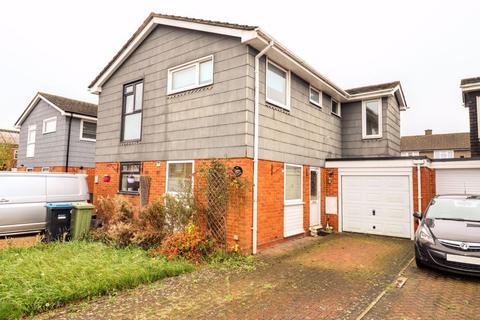 Maple Grove, Woburn Sands 3 bed semi