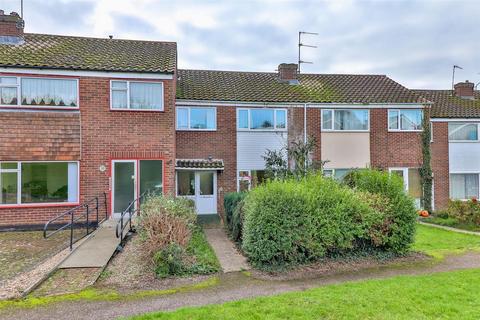 Clopton Gardens, Hadleigh, IP7 3 bed terraced house for sale