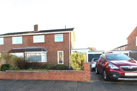 Westwood Gardens, Stakeford 3 bed semi