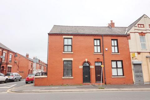 Chapel Street, Leigh WN7 3 bed end of terrace house for sale