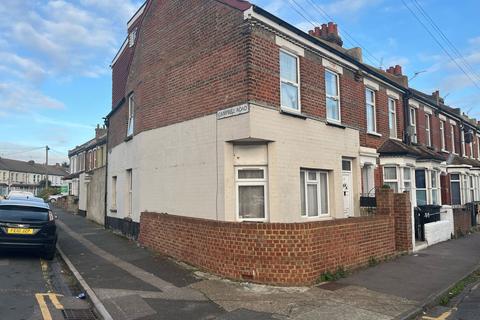 Granville Road, Gravesend, Kent, DA11... 7 bed terraced house for sale