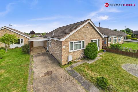 Meadow Way, Huntingdon PE28 3 bed bungalow for sale