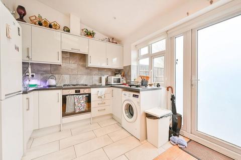 Saxon Drive, West Acton, London, W3 6 bed semi