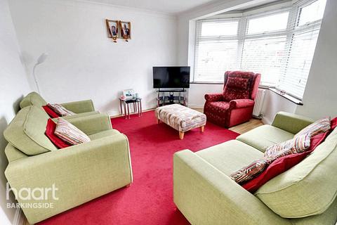 Wensleydale Avenue, Clayhall 4 bed semi
