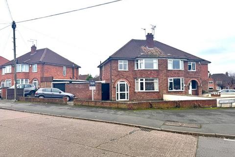 Queensgate Drive, Birstall LE4 3 bed semi