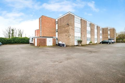 Bridge Road, Worthing BN14 1 bed flat for sale