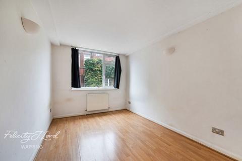 Johnson Street, London 3 bed flat for sale