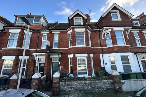 Latimer Road, Eastbourne BN22 2 bed apartment for sale