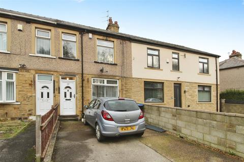 Carr Bottom Avenue, Bradford BD5 3 bed terraced house for sale