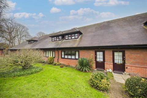 Old Parsonage Court, West Malling ME19 2 bed terraced house for sale