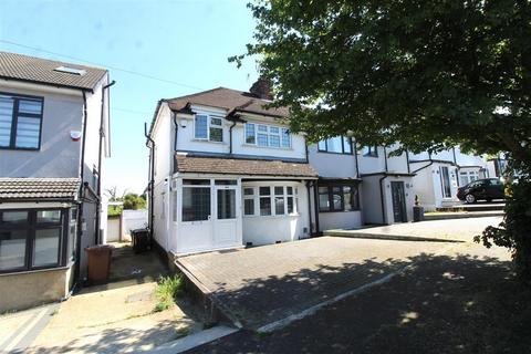 Park Avenue, Potters Bar EN6 3 bed semi