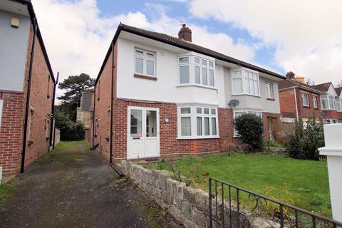 Salisbury Road, Portsmouth PO6 3 bed semi