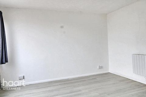 Manor Way, Sheerness 2 bed apartment for sale