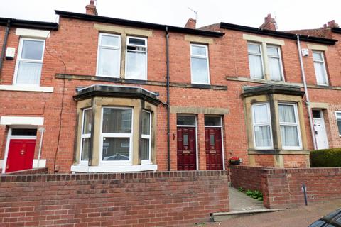 Dean Street, Low Fell 2 bed flat for sale