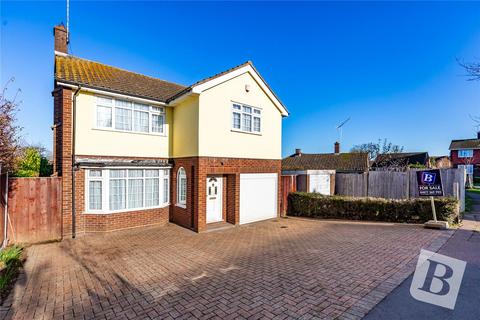 Green Walk, Ongar, Essex, CM5 4 bed detached house for sale