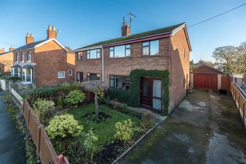 Eaton Road, Tarporley 3 bed semi