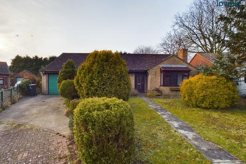 Rectory Close, Binbrook, LN8 3 bed detached bungalow for sale