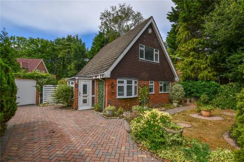 Foxcote, Wokingham RG40 3 bed detached house for sale