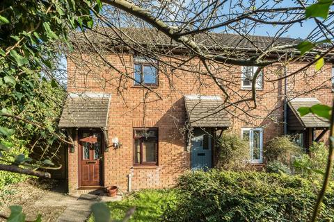 Gloxinia Walk, Hampton TW12 2 bed house for sale