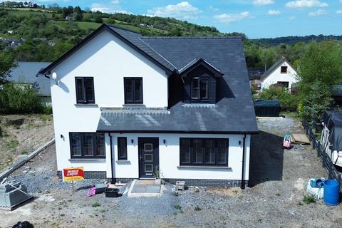 Bro Annedd, Pencader, SA39 4 bed detached house for sale