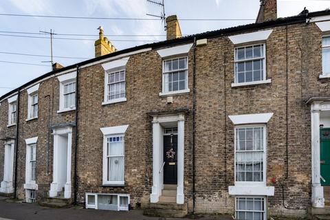 South Terrace, Boston 3 bed terraced house for sale