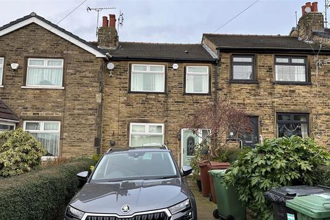 Tyersal Avenue, Bradford 3 bed terraced house for sale