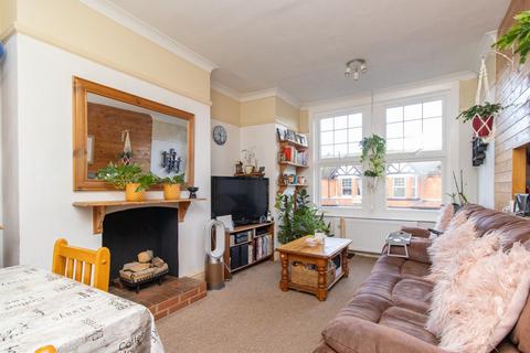 Oakdale Road, Herne Bay, CT6 3 bed flat for sale